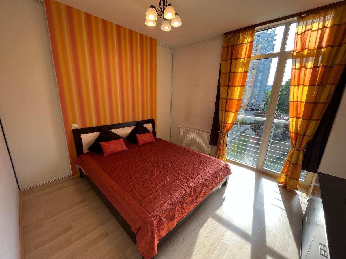Lovely Apartments In Imanta With Free Parking Rīga Exterior foto